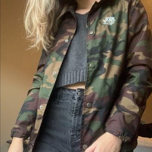 👺HP👺 Vans Torrey Coach water resistant jacket